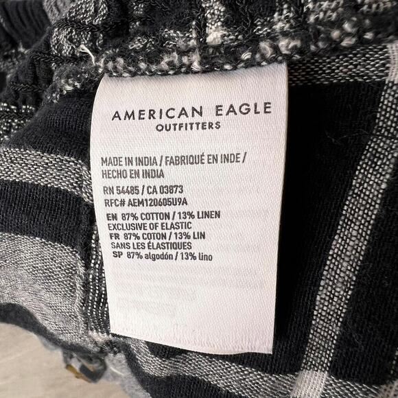 American Eagle Top Womens Size Medium Black & White Gingham Crop Tank Buttons - Picture 14 of 16